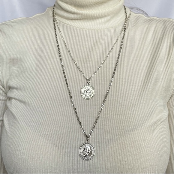 🔮Half Penny Antique Inspired Necklace - Picture 4 of 7